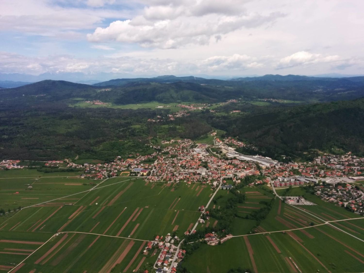 Cerknica iz zraka