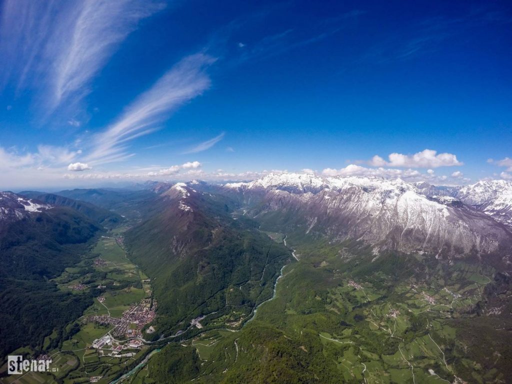 Kobariški stol in Polovnik iz zraka