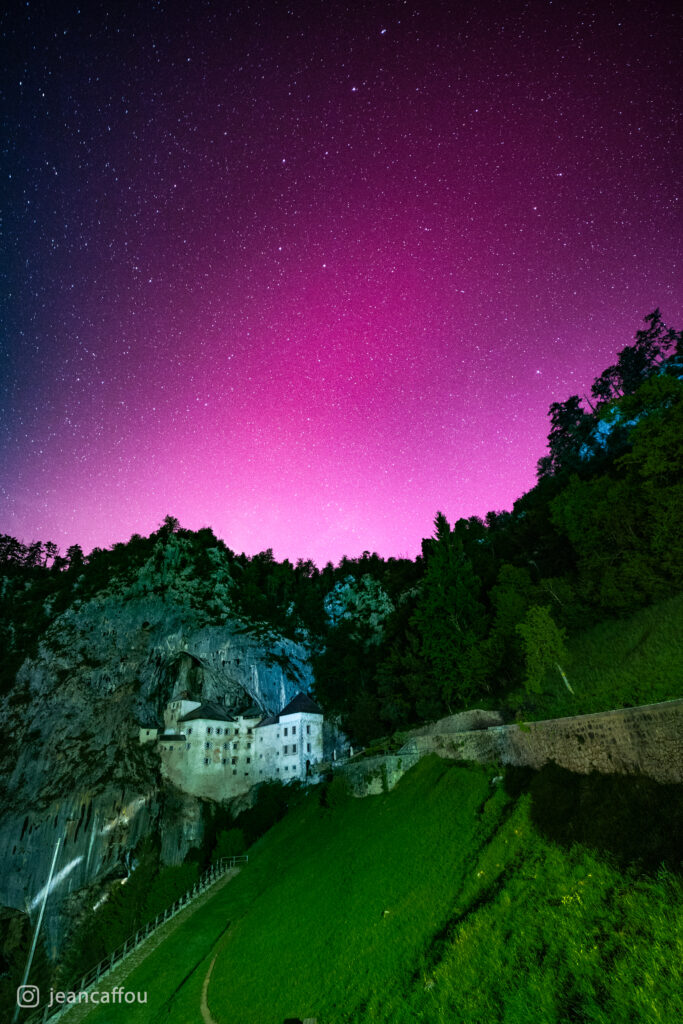 Predjama Castle, Aurora Borealis